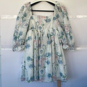 NWT Floral Print Puffy Sleeve Mini Dress, tag size Large (fits more like medium)